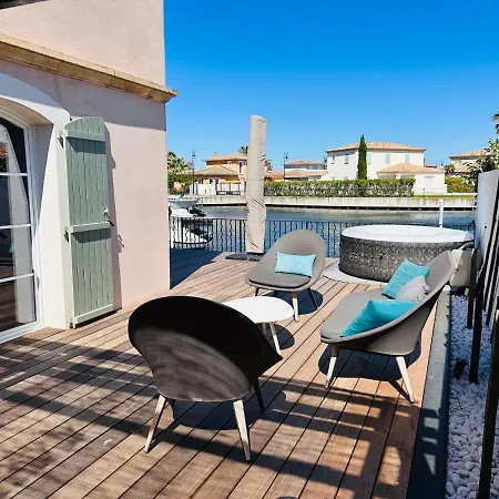 Nyaraló Marina 120m²/8 Pers/ Terrasse 100m²/ Appontement *